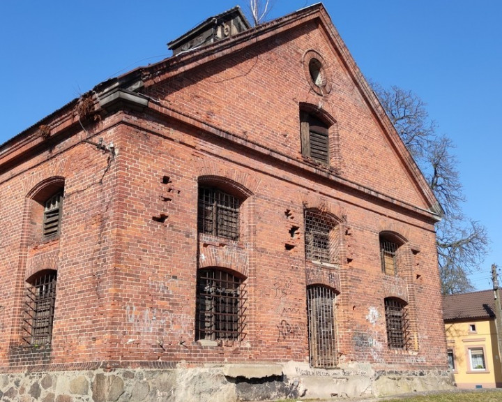 Obiekt Sprzedaż Trzebiatów pl. Lipowy